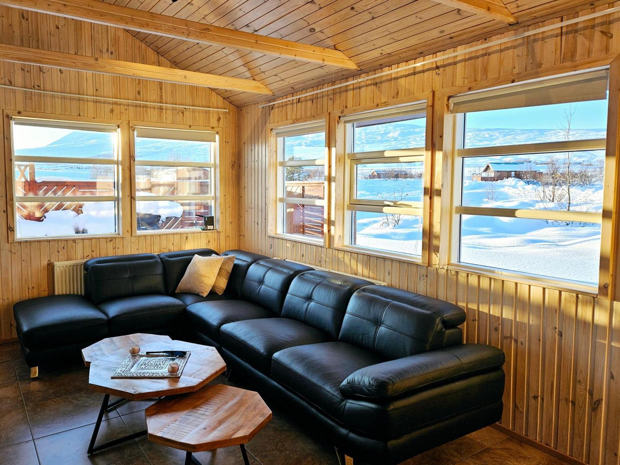 Aurora Vacation Homes Fagravik Акурейрі Номер фото