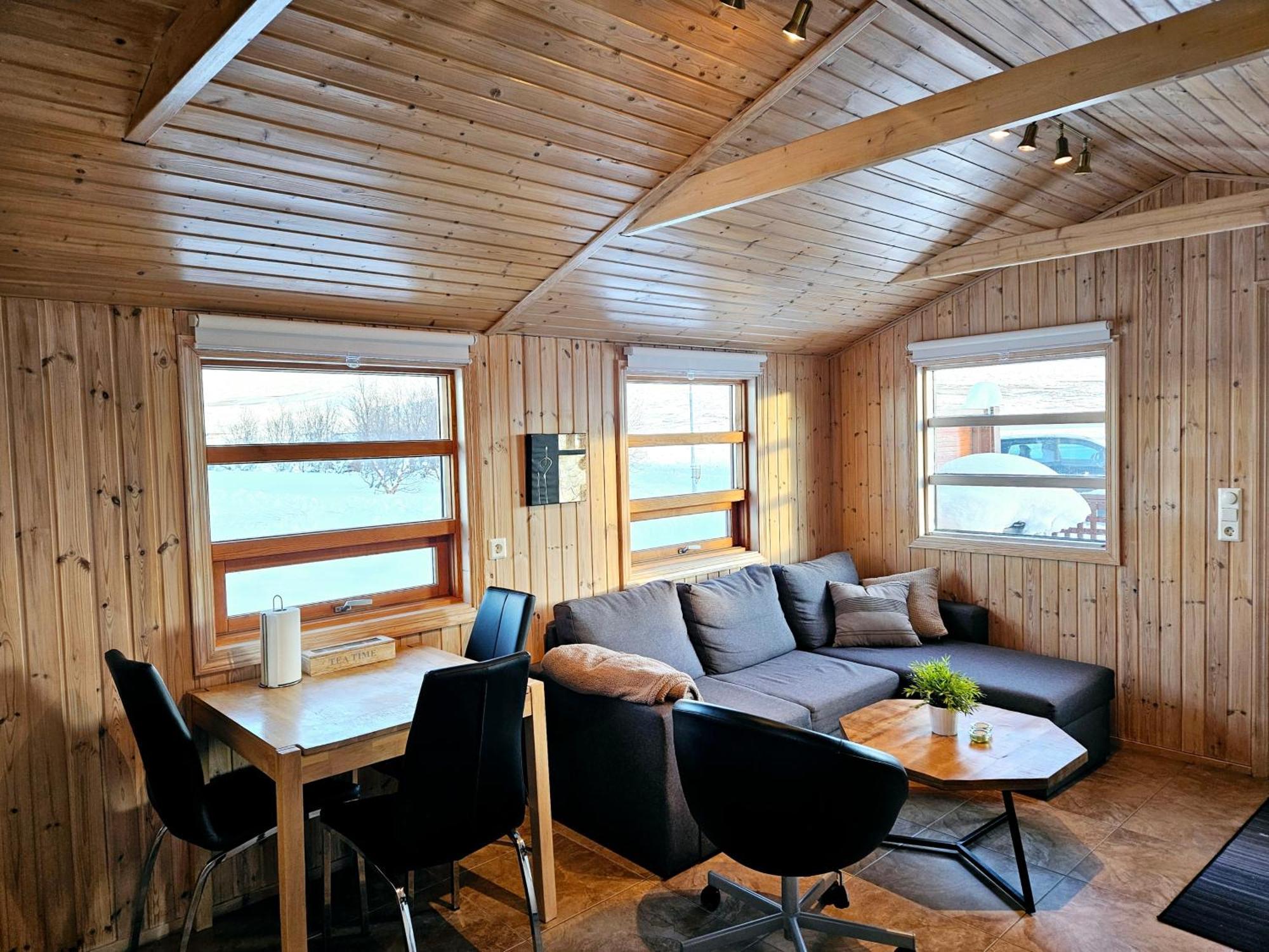 Aurora Vacation Homes Fagravik Акурейрі Номер фото