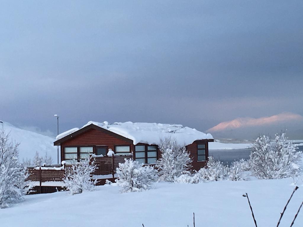 Aurora Vacation Homes Fagravik Акурейрі Екстер'єр фото